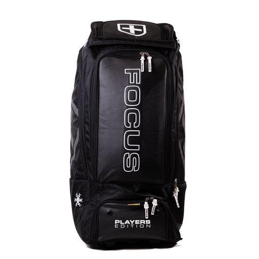 PLAYERS EDITION DUFFLE WHEELIE CRICKET BAG