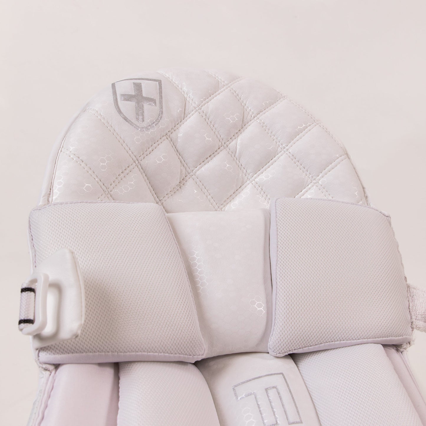 LIMITED EDITION BATTING CRICKET PADS