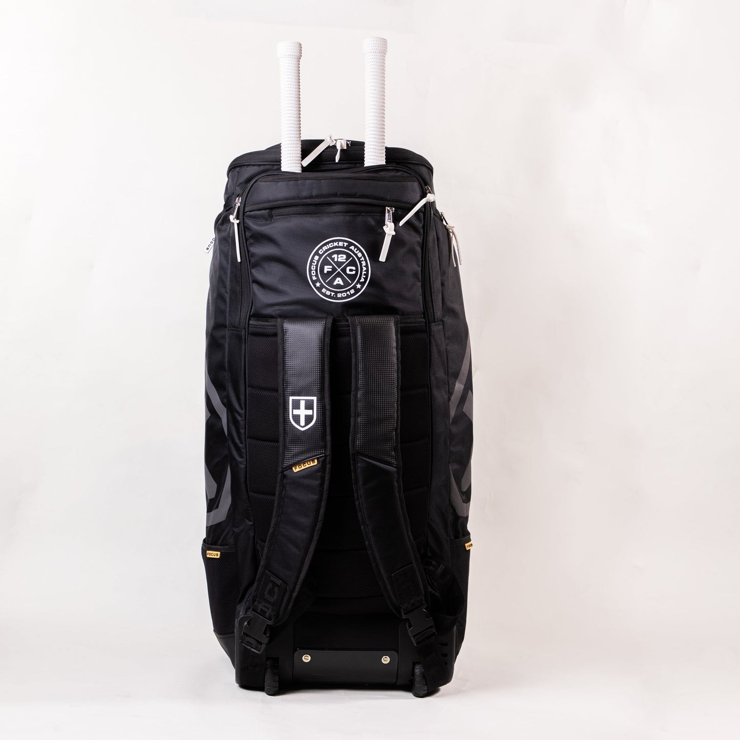 PLAYERS EDITION DUFFLE WHEELIE CRICKET BAG