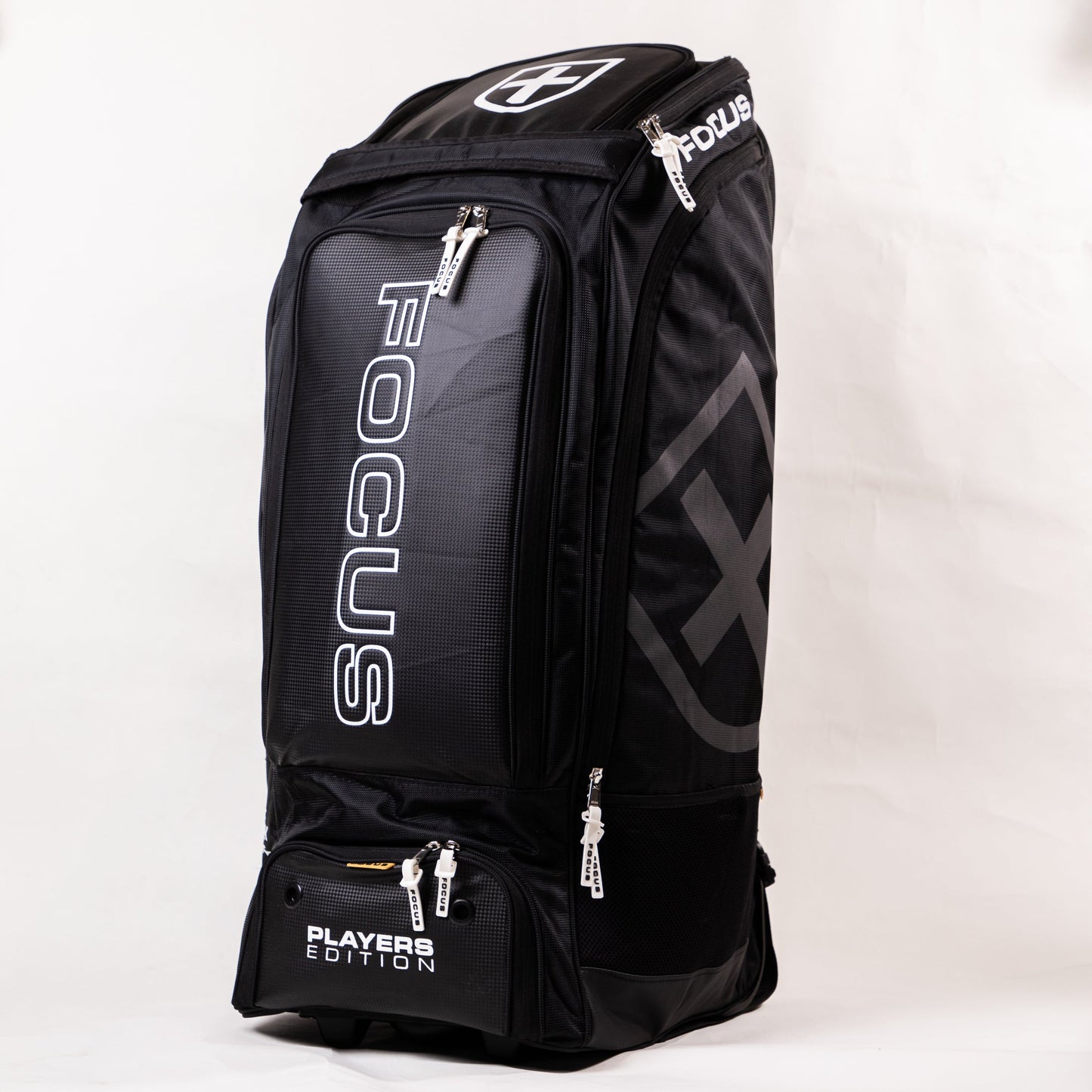 PLAYERS EDITION DUFFLE WHEELIE CRICKET BAG