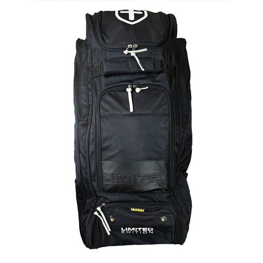 LIMITED EDITION DUFFLE CRICKET BAG